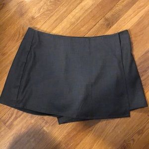Gray skort